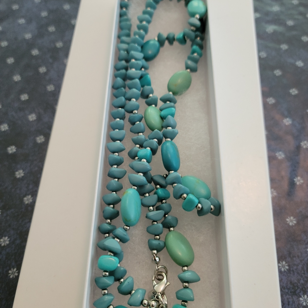 Necklace Earring Set Turquoise Colored Beads By Chaps 28$